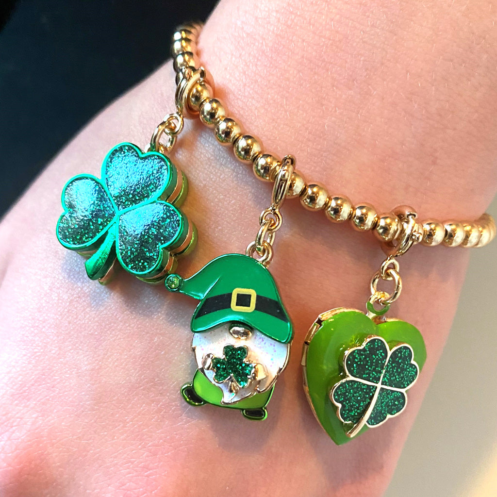 LUCKY CHARMS CHARM IT!