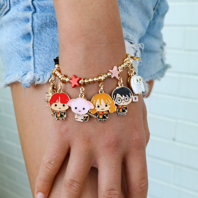 CHARM IT! Harry Potter Charm Bracelet with Hedwig, Harry Potter, Hermione Granger, Dobby, Ron Weasley